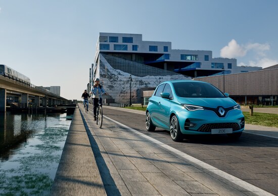Renault Zoe restyling, l'autonomia sale a 390 km Renault Zoe restyling, l'autonomia sale a 390 km