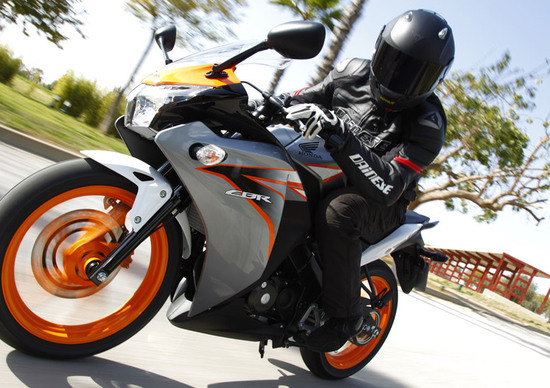 Honda CBR125R – CBR250R Honda CBR125R – CBR250R