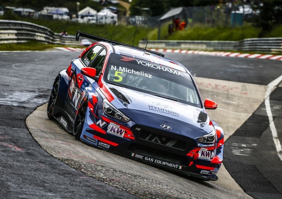 WTCR 2019, Nürburgring, gara 1: vince Michelisz