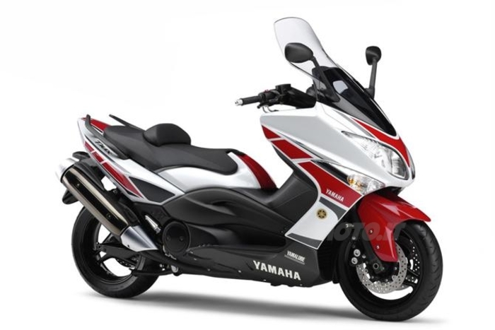 Yamaha T-MAX Anniversary 50°: lo vorreste anche in Italia? - News - Moto.it