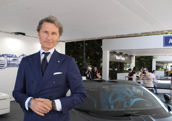 Winkelmann, Bugatti: «Una supersportiva elettrica oggi? Tra 10/20 anni sarà obsoleta» Winkelmann, Bugatti: «Una supersportiva elettrica oggi? Tra 10/20 anni sarà obsoleta»
