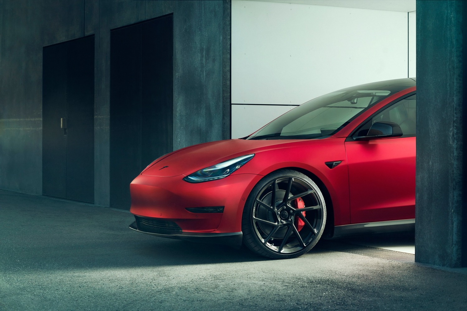 Tesla Model 3 | Novitec la rende...più sportiva!