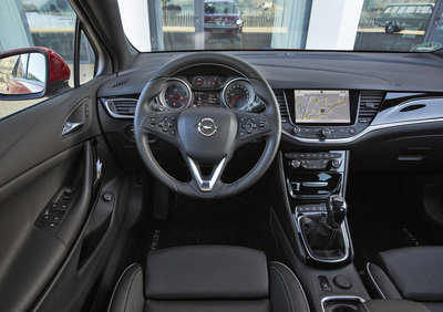 Opel Astra Station Wagon 1 6 Biturbo Cdti Start Stop Sports Innovation 12 15 07 18 Prezzo E Scheda Tecnica Automoto It