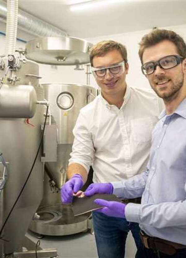 Batterie auto che si ricaricano in 6 minuti. Realtà dal 2020