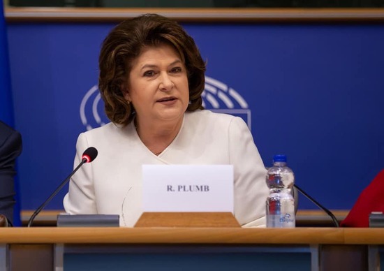 Commissione UE: ai Trasporti Rovana Plumb Commissione UE: ai Trasporti Rovana Plumb