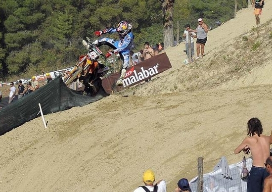 Fotogallery Fermo 2011: la caduta di Herlings Fotogallery Fermo 2011: la caduta di Herlings