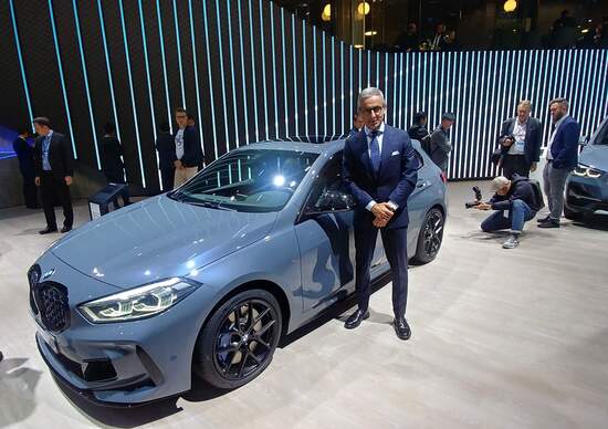 Salone di Francoforte, Di Silvestre, BMW: «Elettrico sì, ma investiremo molto su diesel e benzina» Salone di Francoforte, Di Silvestre, BMW: «Elettrico sì, ma investiremo molto su diesel e benzina»