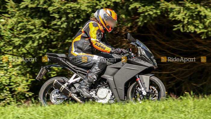 KTM RC390, spunta la versione 2021 - News - Moto.it