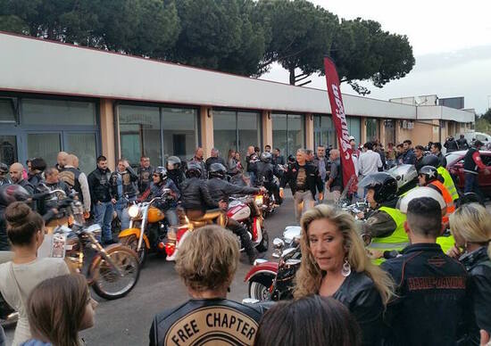 Indian a Roma: apre Custom Bros ed è subito successo! Indian a Roma: apre Custom Bros ed è subito successo!