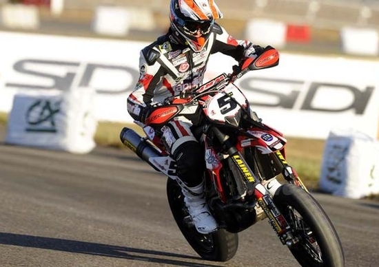 Adrien Chareyre campione Supermotard Adrien Chareyre campione Supermotard