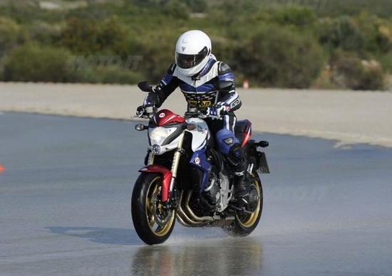 Test Dunlop RoadSmart II. Pneumatico Globale Test Dunlop RoadSmart II. Pneumatico Globale