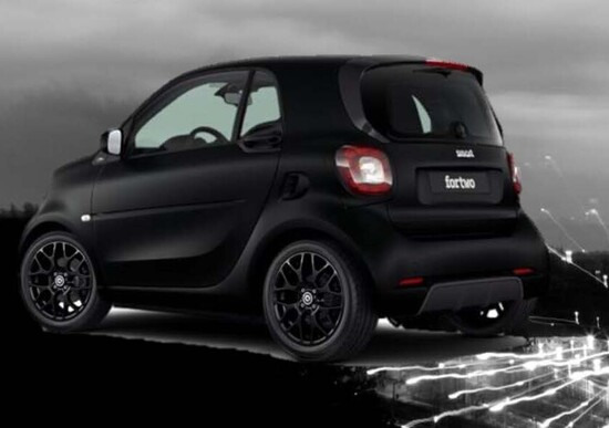 smart fortwo Berlin Black, la serie speciale total black smart fortwo Berlin Black, la serie speciale total black