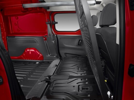 Gli interni modulabili del nuovo Citroën Berlingo Van doppia cabina