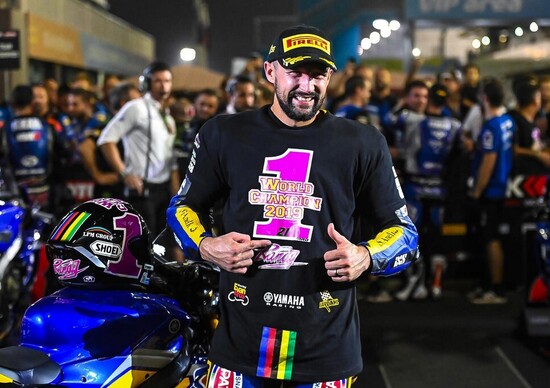 Supersport 2019. Randy Krummenacher e il team Evan Bros campioni del mondo Supersport 2019. Randy Krummenacher e il team Evan Bros campioni del mondo