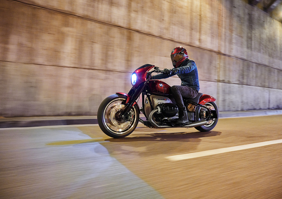 BMW Concept R 18 /2 ad EICMA 2019: una power cruiser per la casa dell'elica BMW Concept R 18 /2 ad EICMA 2019: una power cruiser per la casa dell'elica