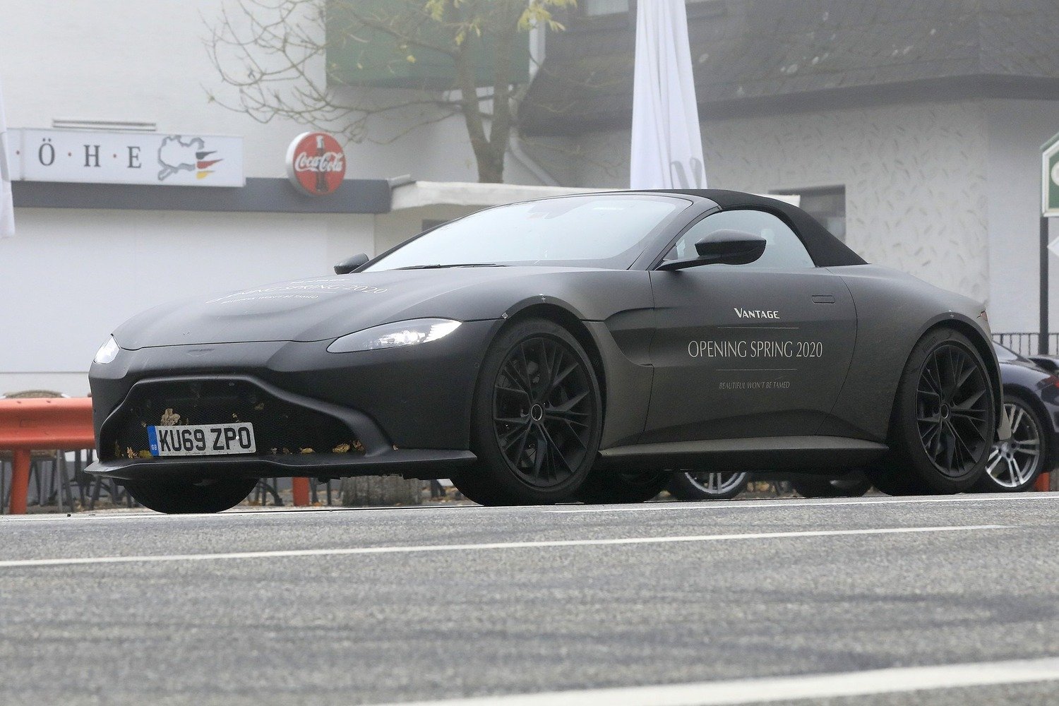 Aston Martin Vantage Volante: attesa per il 2020 [Foto spia] - News