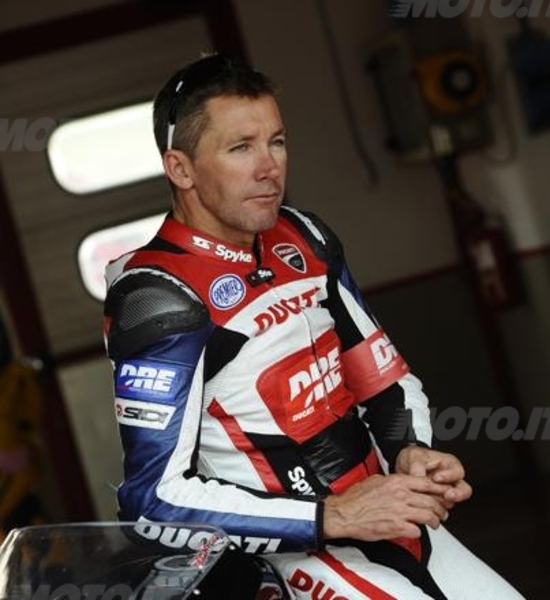 Ducati Riding Experience 2012 con Troy Bayliss e la 1199 Panigale Ducati Riding Experience 2012 con Troy Bayliss e la 1199 Panigale