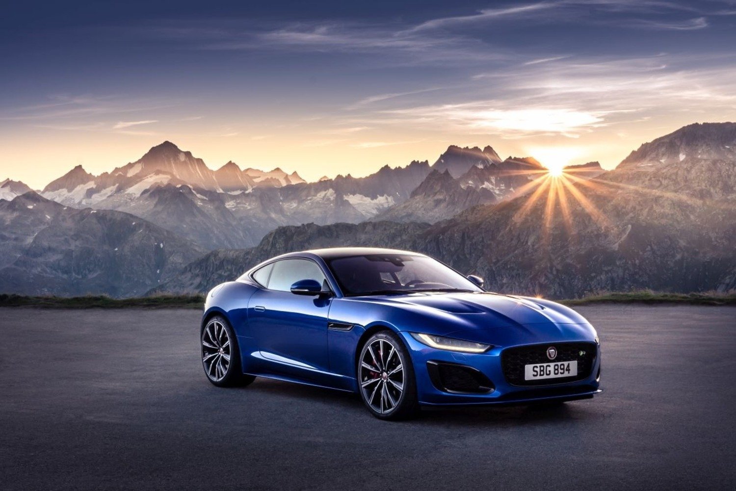  Jaguar  F Type 2022 restyling per la sportiva  del Giaguaro 