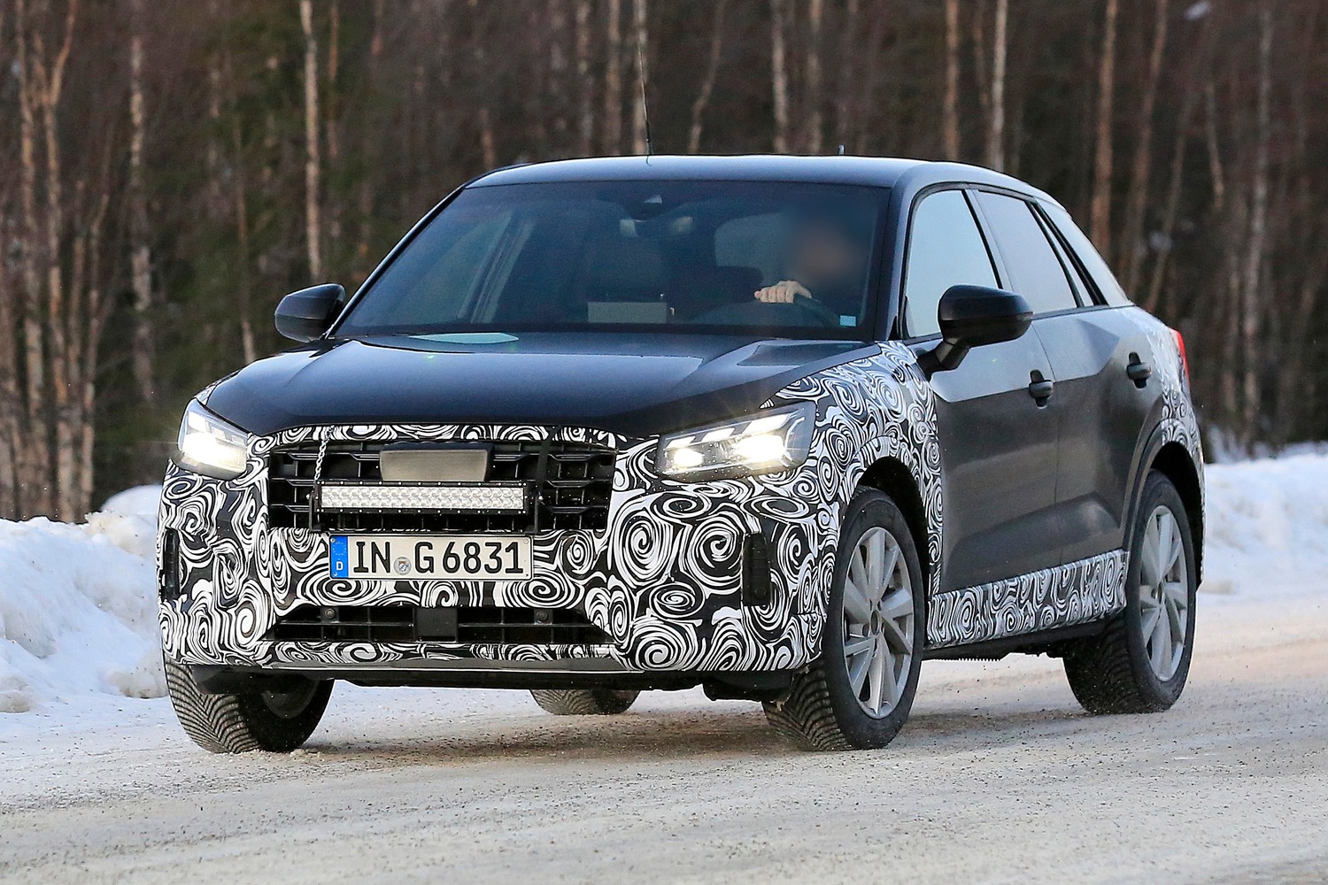 Audi Q2 restyling, le foto spia