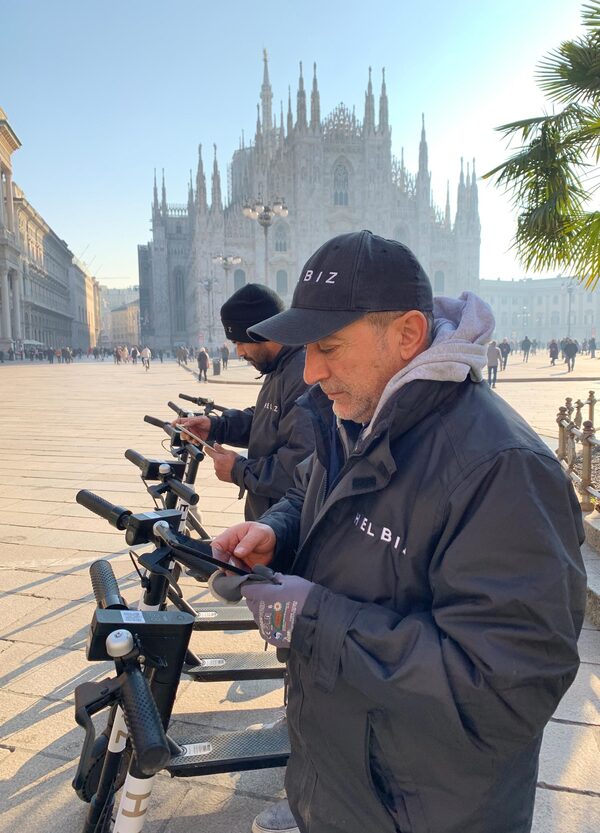 Milano, tornano i monopattini elettrici
