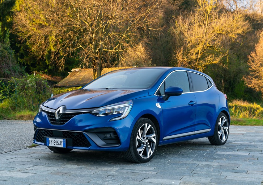 Renault Clio Blue dCi 8V 85 CV 5 porte Business nuove, listino prezzi ...