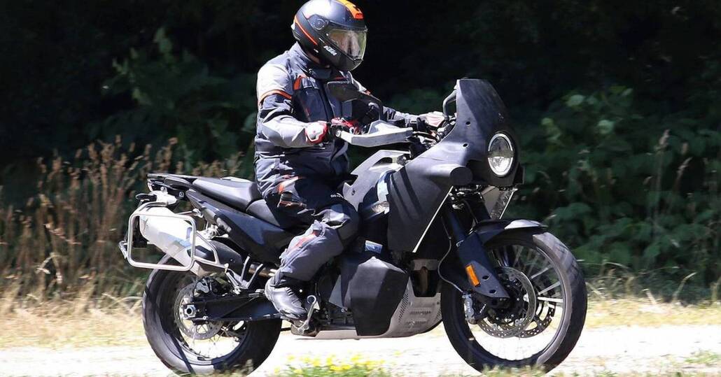 Husqvarna Norden 901. Eccola in test prima della produzione