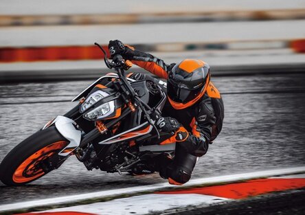 KTM va a produrre in Cina. E la cinese CFMoto in India