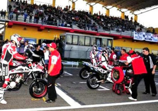 Campionato Europeo Supermoto. Aggiornato il calendario Campionato Europeo Supermoto. Aggiornato il calendario