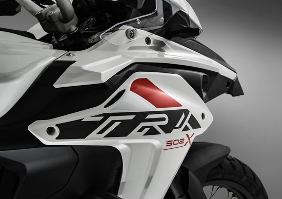 Benelli TRK 800 e 600RR. Piattaforme e modelli globali Benelli TRK 800 e 600RR. Piattaforme e modelli globali