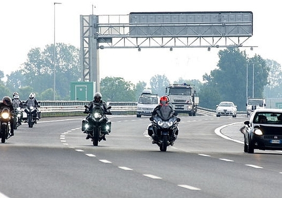 Moto in autostrada: confermato lo sconto Moto in autostrada: confermato lo sconto