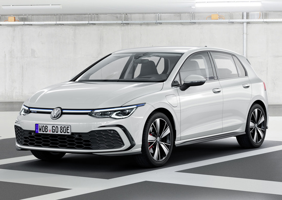 Nuova Volkswagen Golf GTI: avrà 290 CV. E la R? Nuova Volkswagen Golf GTI: avrà 290 CV. E la R?