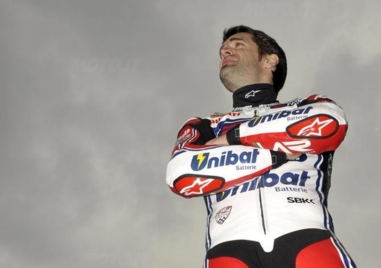 SBK. Smrz è il più veloce sotto la pioggia di Assen SBK. Smrz è il più veloce sotto la pioggia di Assen