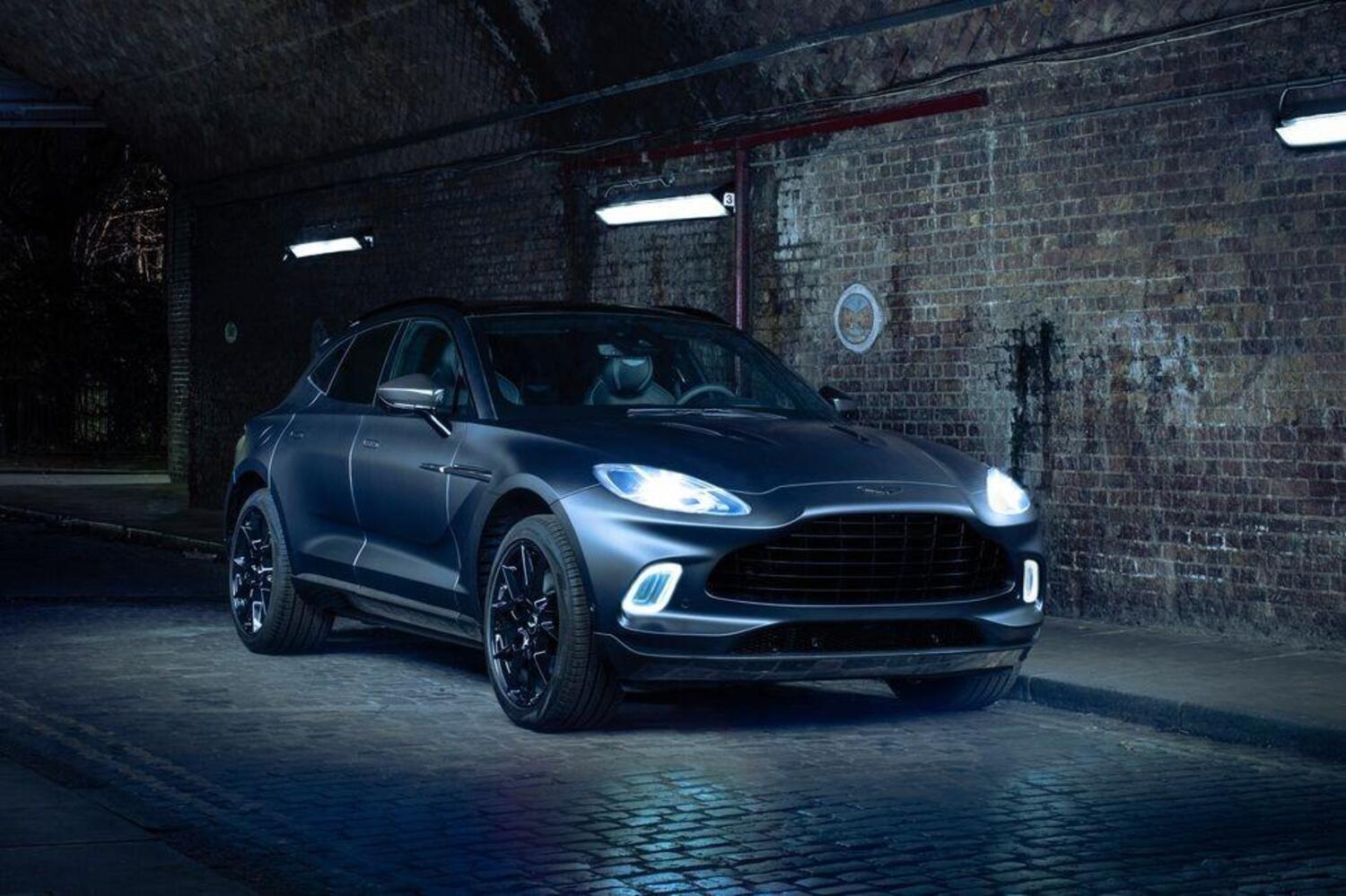 Aston Martin DBX: ecco le personalizzazioni “Q by Aston Martin”