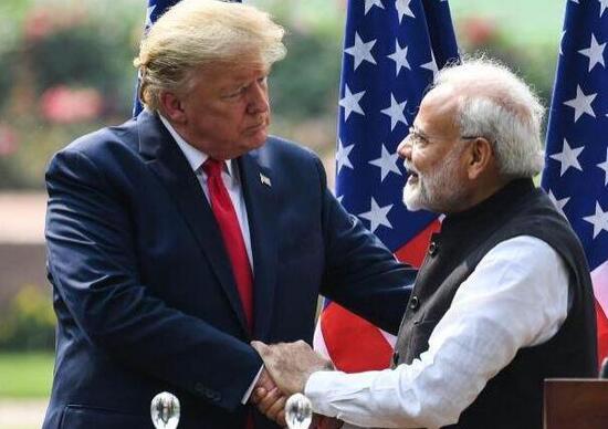 Trump chiede all'India di ridurre i dazi sulle Harley Davidson Trump chiede all'India di ridurre i dazi sulle Harley Davidson