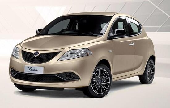 Lancia Ypsilon, debutta la versione mild-hybrid Lancia Ypsilon, debutta la versione mild-hybrid