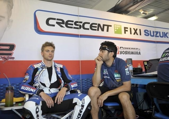 Superbike. Sykes è il più veloce nelle prove libere a Donington Superbike. Sykes è il più veloce nelle prove libere a Donington
