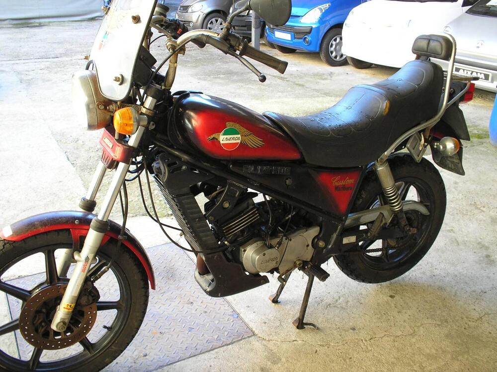 Vendo Laverda custom cu 125  ride  d epoca a Vezza d Alba 