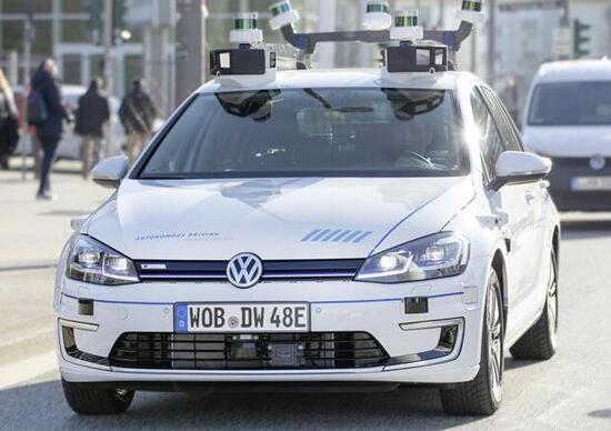 Italia e guida autonoma: è vero amore! Italia e guida autonoma: è vero amore!