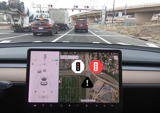 La prossima versione dell' Autopilot Tesla farà fermare le auto ai semafori La prossima versione dell' Autopilot Tesla farà fermare le auto ai semafori