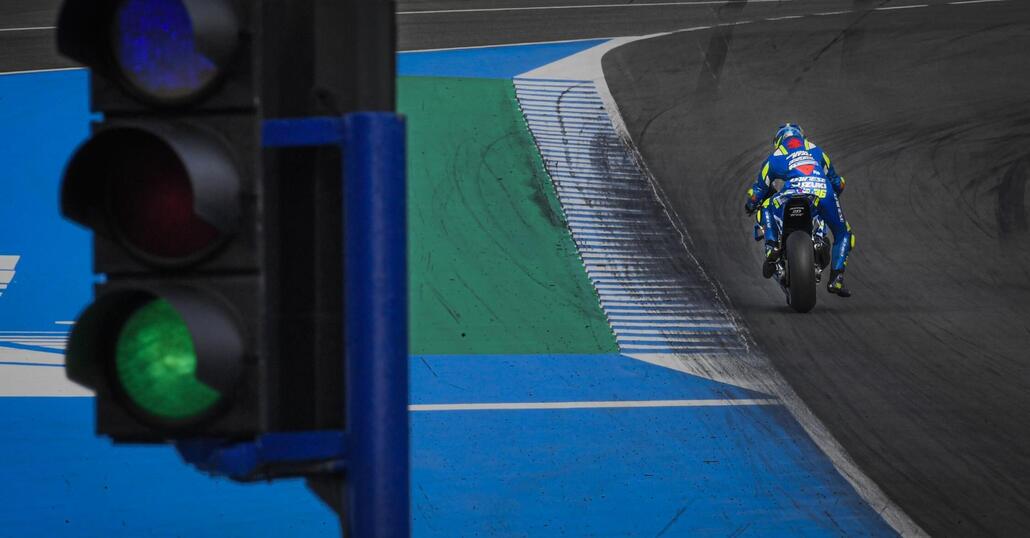MotoGP, al via l'operazione porte chiuse