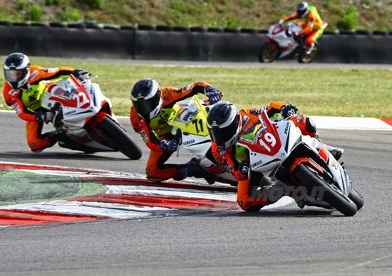 Yamaha R125 Cup 2012: il secondo round a Volpini Yamaha R125 Cup 2012: il secondo round a Volpini
