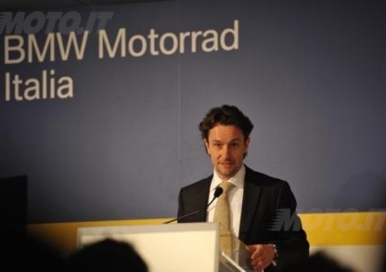 Andrea Buzzoni (BMW Motorrad Italia): “Nel 2013 vi stupiremo” Andrea Buzzoni (BMW Motorrad Italia): “Nel 2013 vi stupiremo”