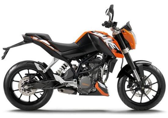 Compra un 125 Duke e KTM ti offre i primi 3.000 km di benzina Compra un 125 Duke e KTM ti offre i primi 3.000 km di benzina