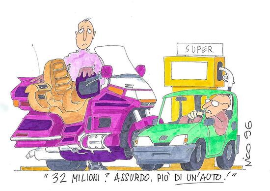 Il motociclista è fissato, si sa Il motociclista è fissato, si sa