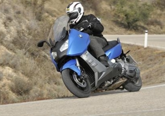Gli scooter BMW C600Sport e C650GT dal 5 luglio nei concessionari italiani Gli scooter BMW C600Sport e C650GT dal 5 luglio nei concessionari italiani