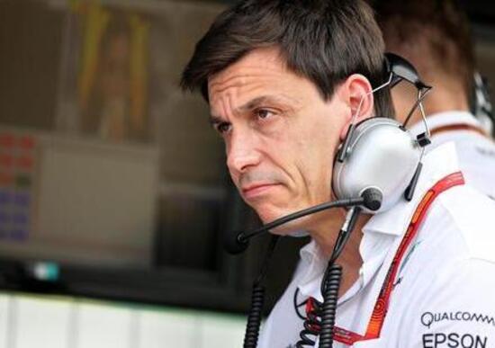 F1, Wolff: «Vettel-Mercedes? Sarebbe una bella storia di marketing» F1, Wolff: «Vettel-Mercedes? Sarebbe una bella storia di marketing»