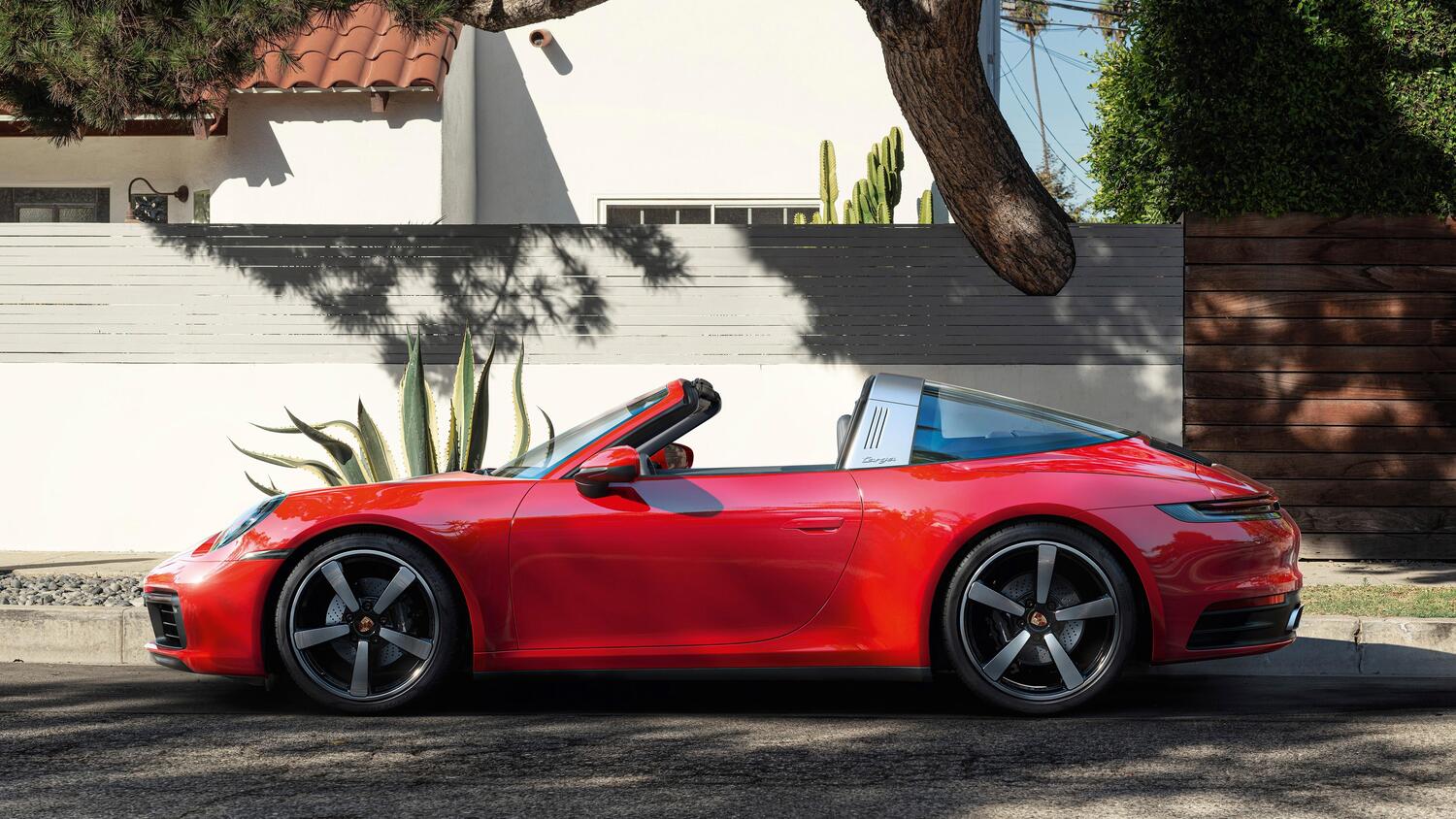Porsche 911 Targa 992 4 e 4S