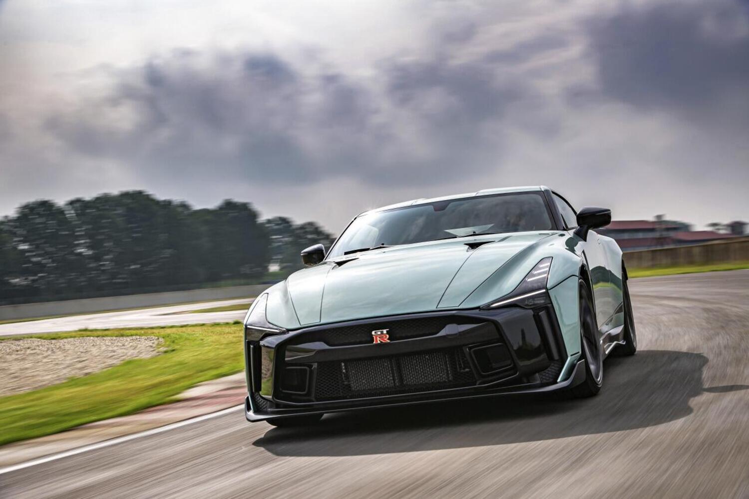 Nissan GT-R50 by Italdesign, debutto in streaming dall’Italia