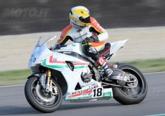 Dunlop trionfa nella Superbike del CIV con Ivan Clementi Dunlop trionfa nella Superbike del CIV con Ivan Clementi