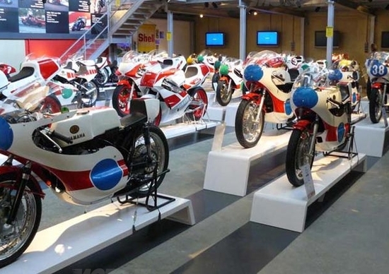 Dentro il Museo Yamaha Dentro il Museo Yamaha